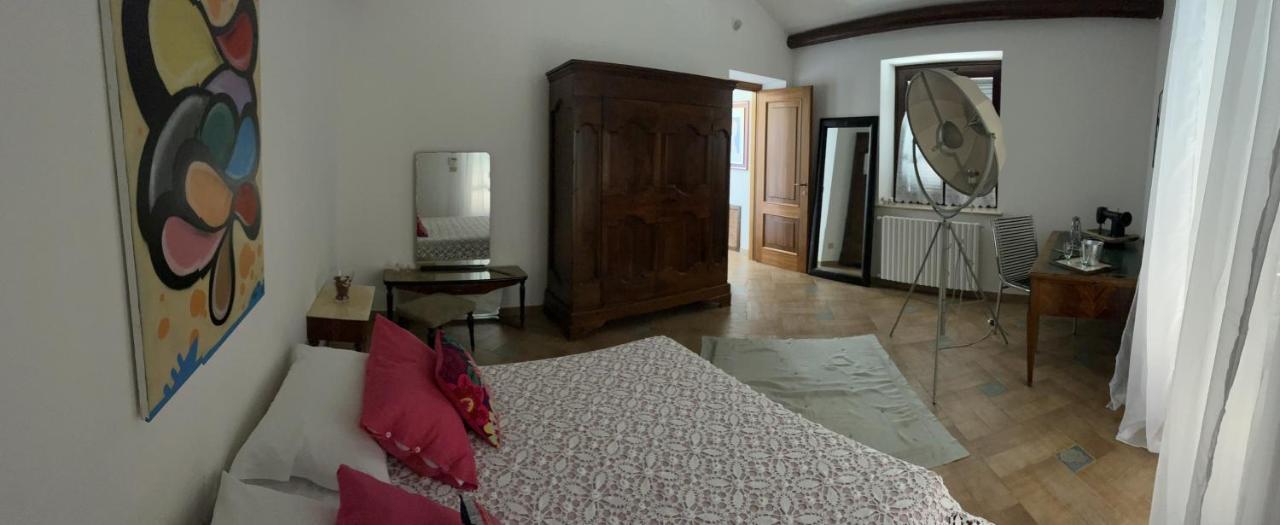 Sinilu B&B Silvi Paese Екстер'єр фото